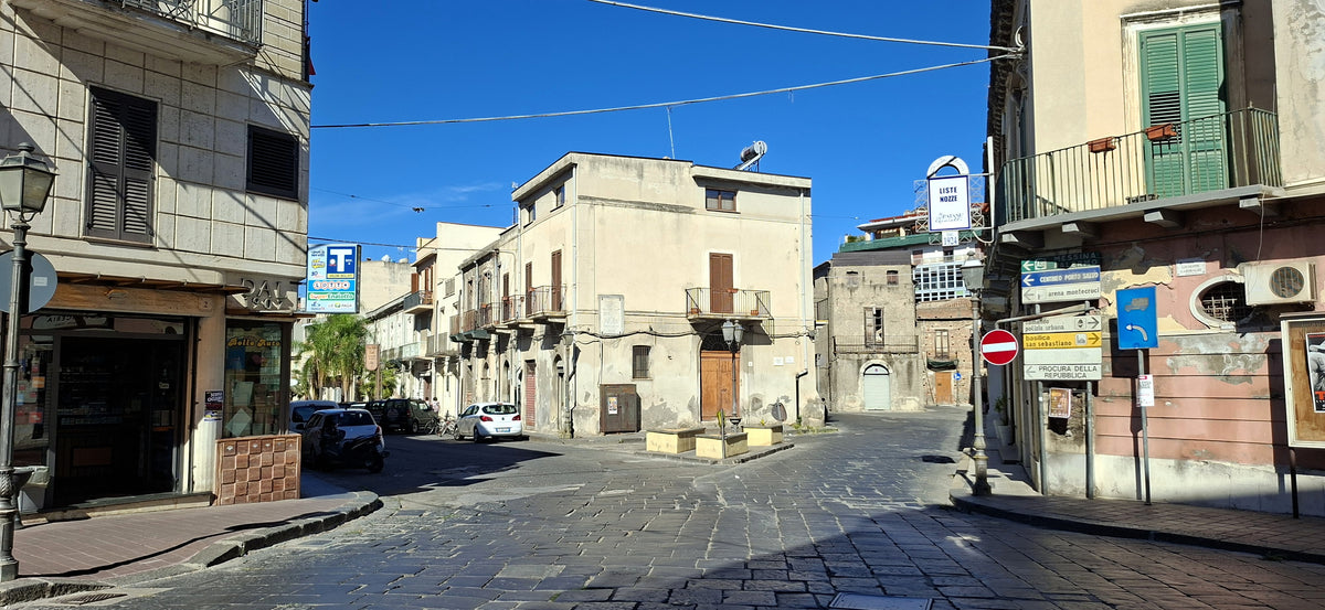 Barcellona Pozzo di Gotto — gallery-04 | Wikimedia Commons