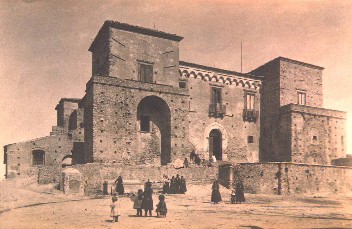 Rende — story-01 | Wikimedia Commons