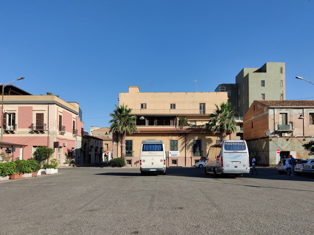 Locri — gallery-04 | Wikimedia Commons