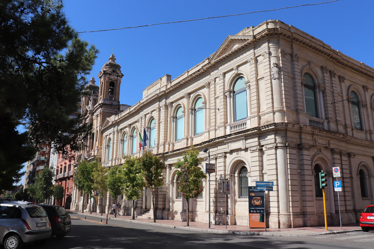 Taranto — gallery-03 | Wikimedia Commons