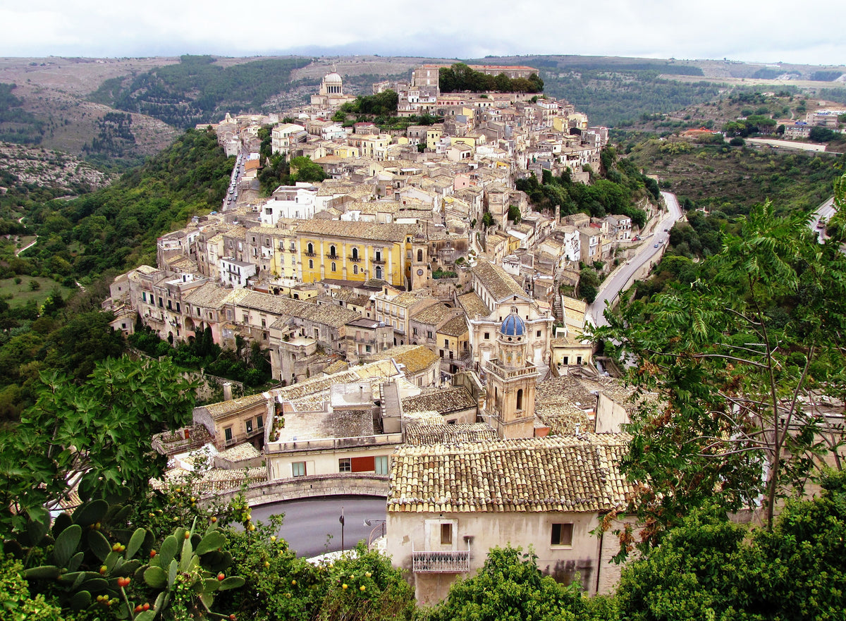 Ragusa — triptych-wide | Wikimedia Commons