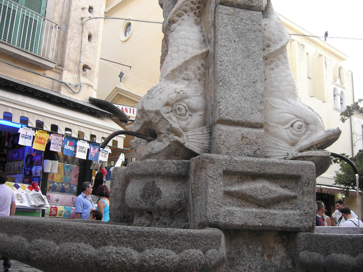 Tropea — intro-wide | Wikimedia Commons