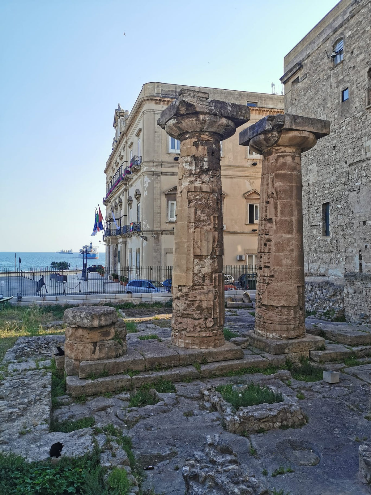 Taranto — intro-wide | Wikimedia Commons