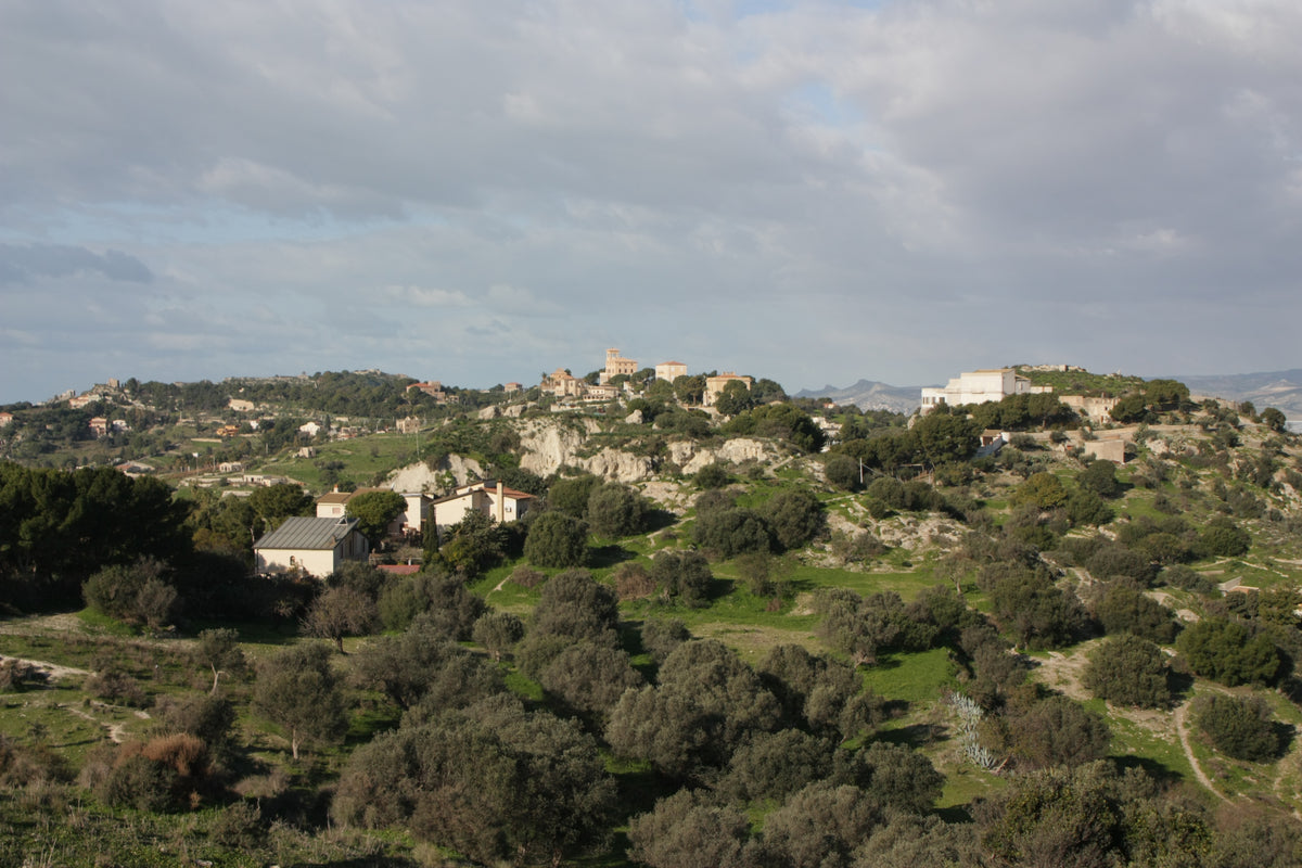 Licata — triptych-wide | Wikimedia Commons